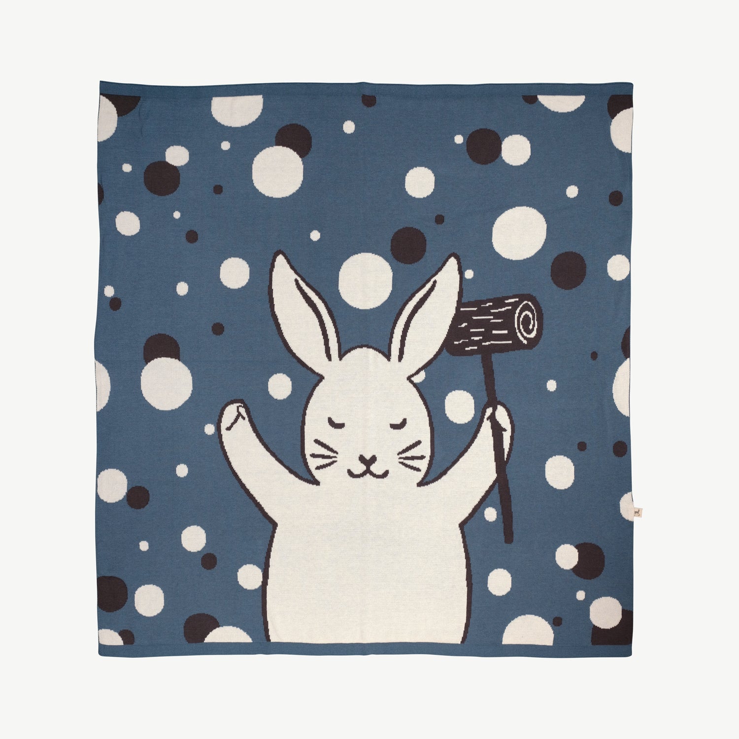 'usagi (hare)' blue mirage knit blanket