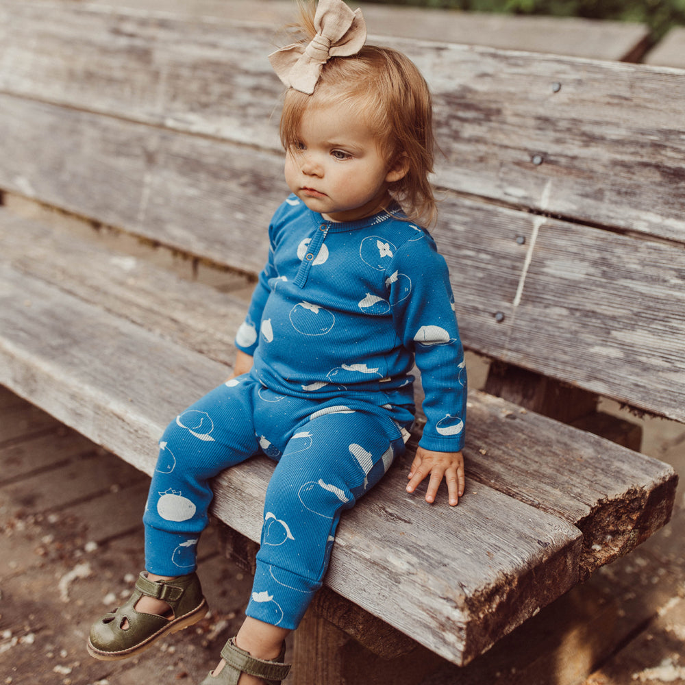 'fruitful patience' dark blue rib leggings