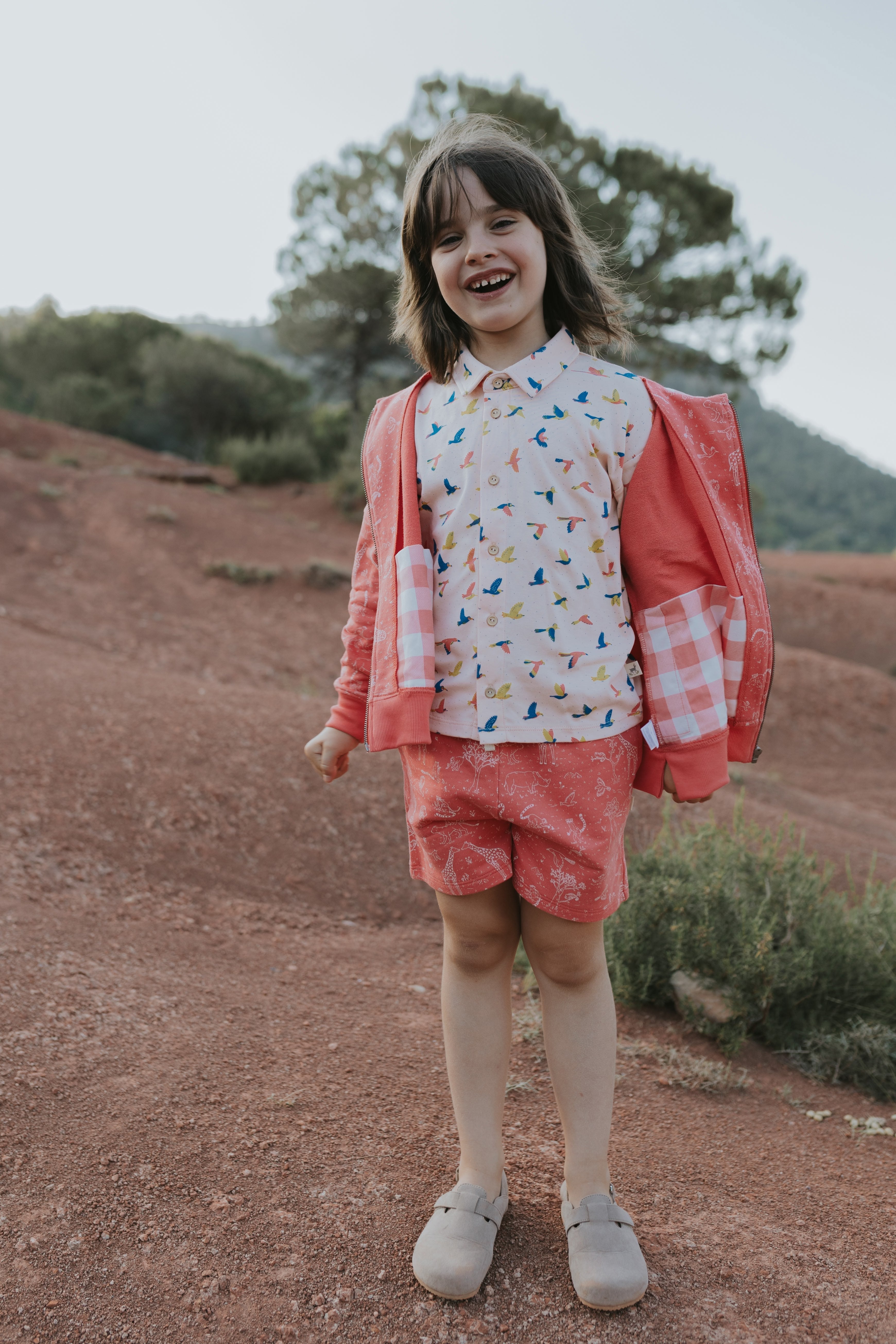Short Sleeve Shirt - Boundless Birds - Soft Peach