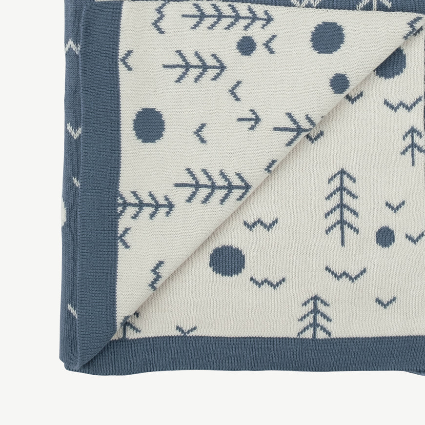 'the woods' blue mirage knit blanket