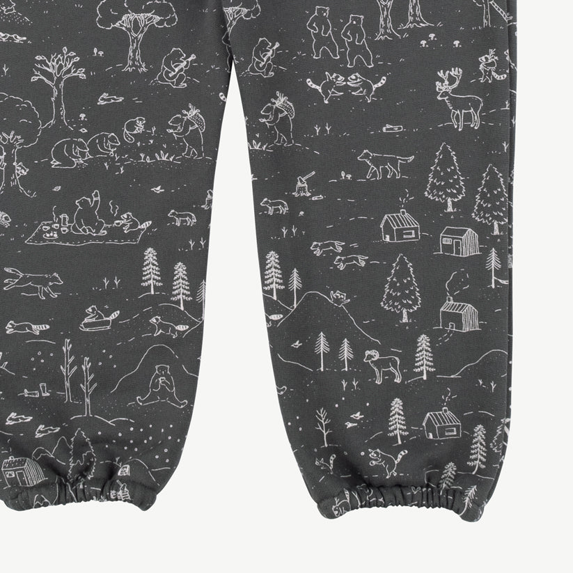 'the story' dark shadow jogger