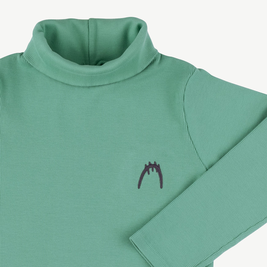 'tiny paw' malachite green ribbed turtleneck top
