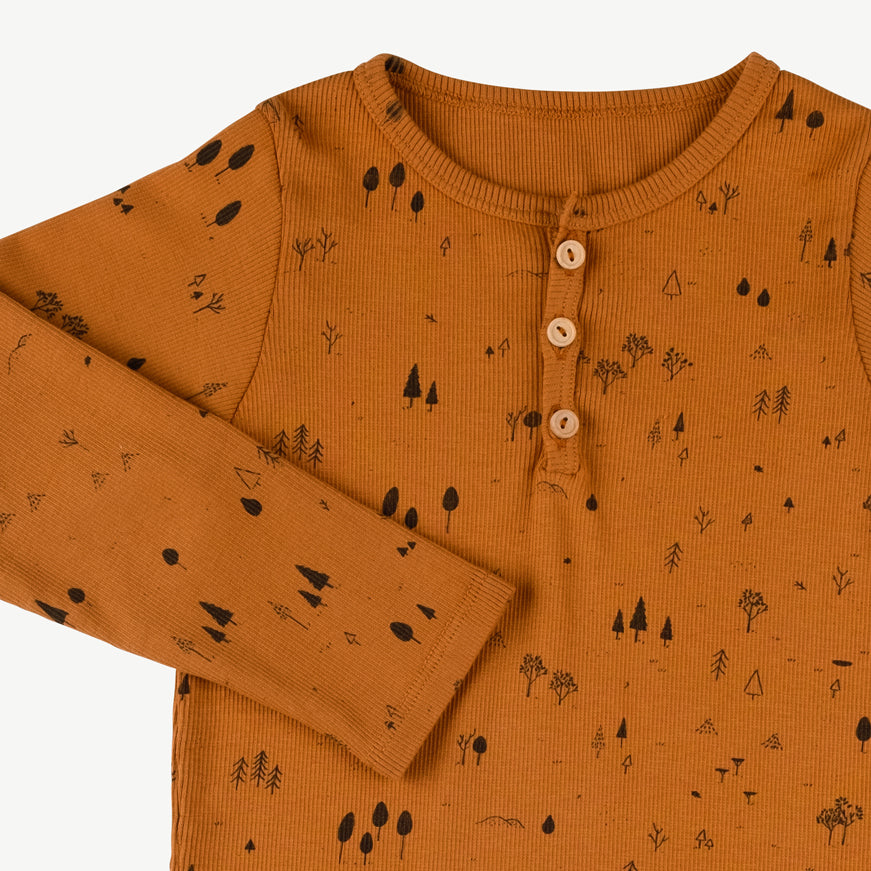 'the woods' sugar almond rib henley top