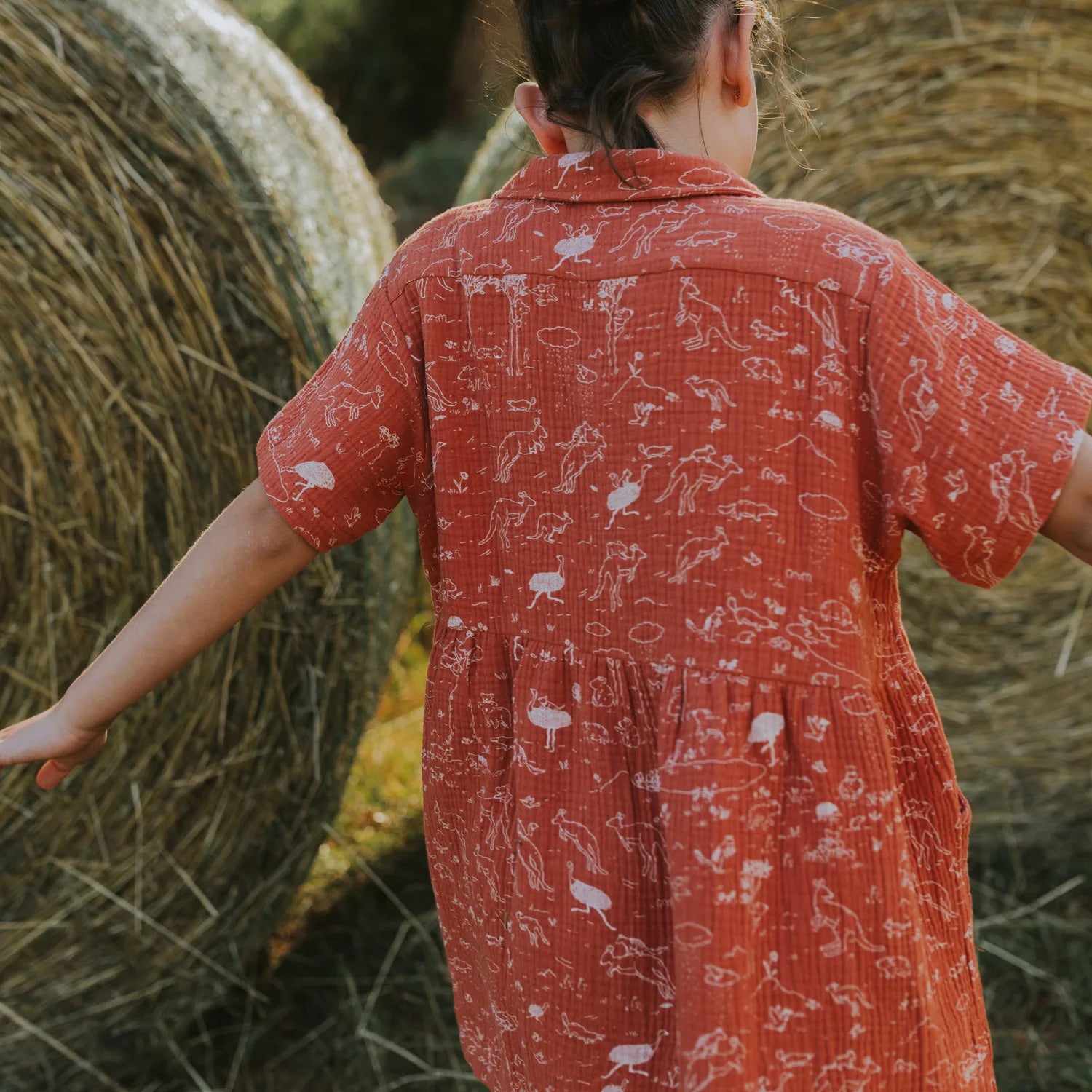 'the story' brick red short sleeve aloha dress
