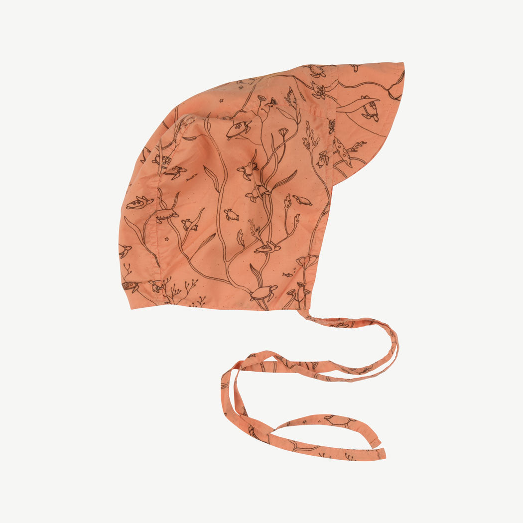 'sea turtles' canyon sunset woven bonet