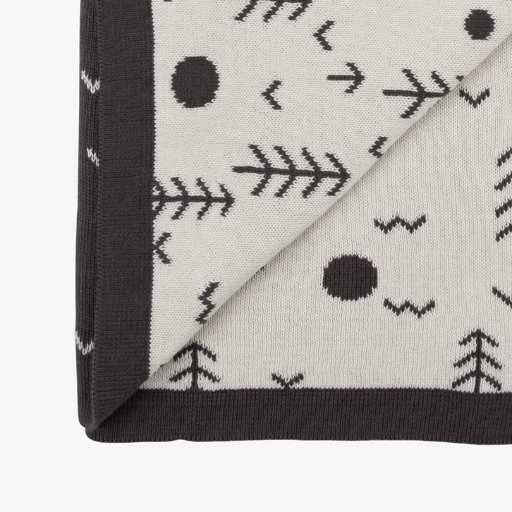 'the woods' charcoal gray knit blanket